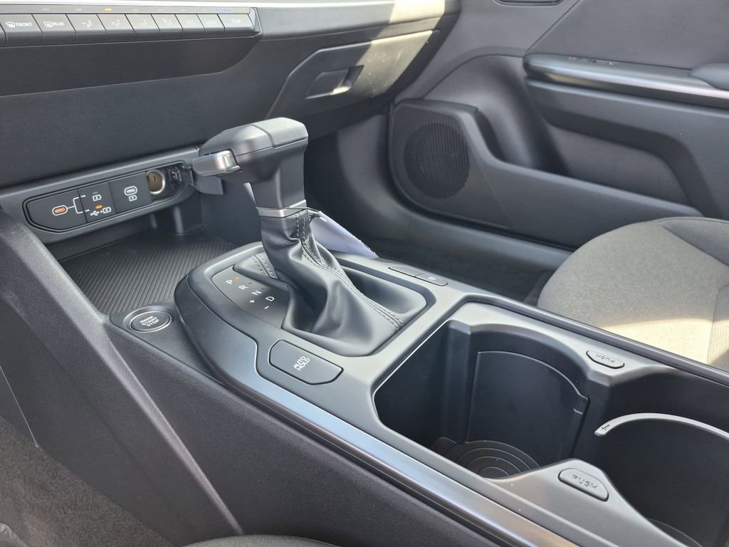 New 2026 Kia K4 LXS image 9