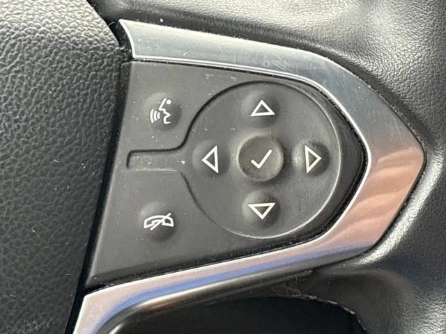 Used 2023 Chevrolet Traverse LT AWD/4WD image 18