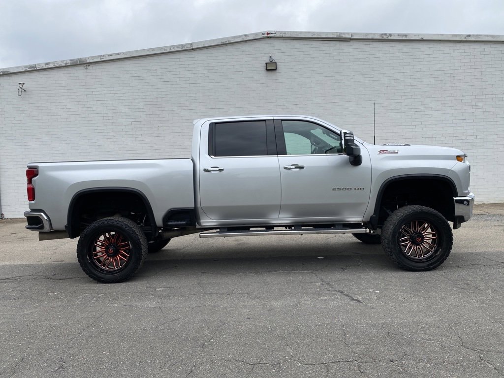 Used 2022 Chevrolet Silverado 2500 LTZ w/ LTZ Convenience Package image 6