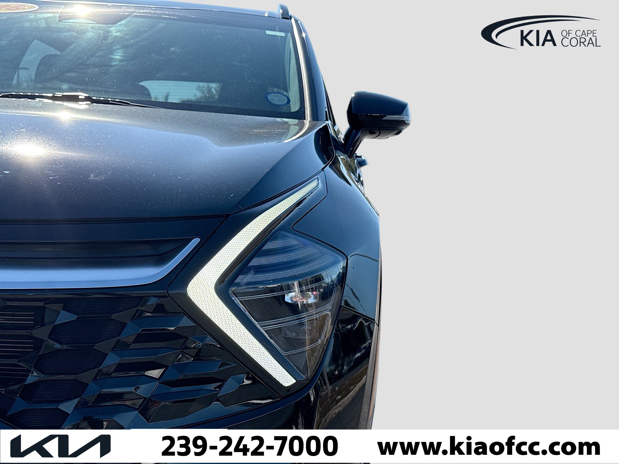 Certified 2025 Kia Sportage SX image 9