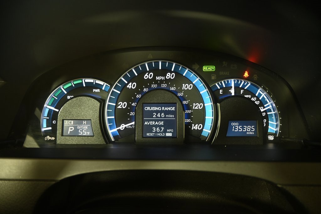 Used 2014 Toyota Camry LE image 24