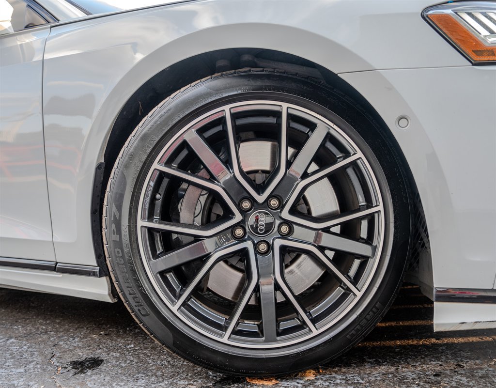 Used 2020 Audi A8 L 4.0T w/ Executive Package image 13