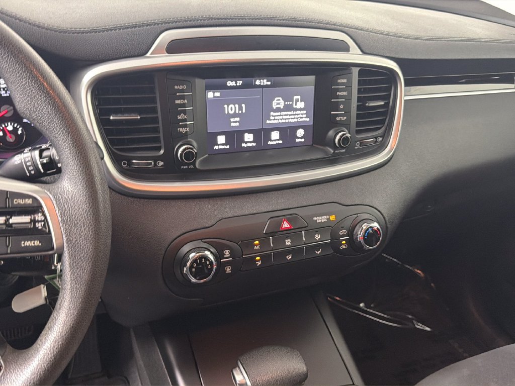 Used 2019 Kia Sorento FWD image 23