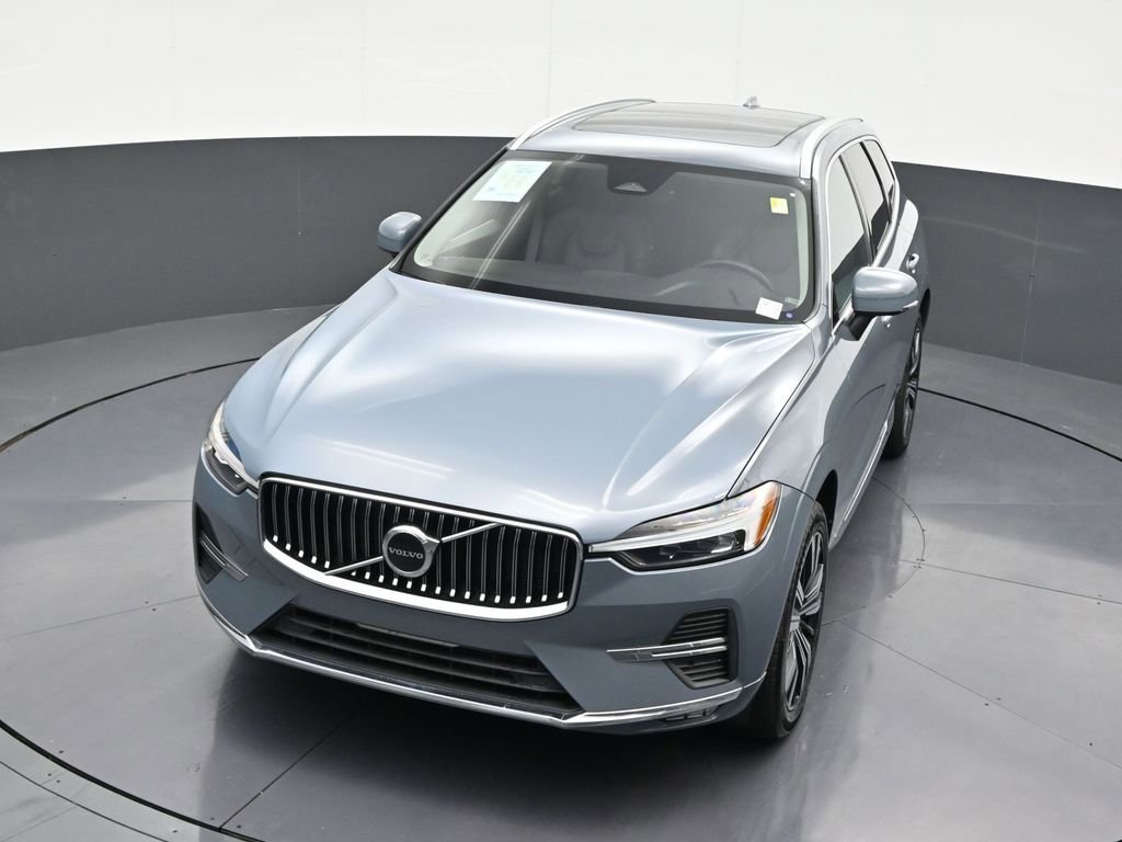 Used 2022 Volvo XC60 B5 Inscription image 23