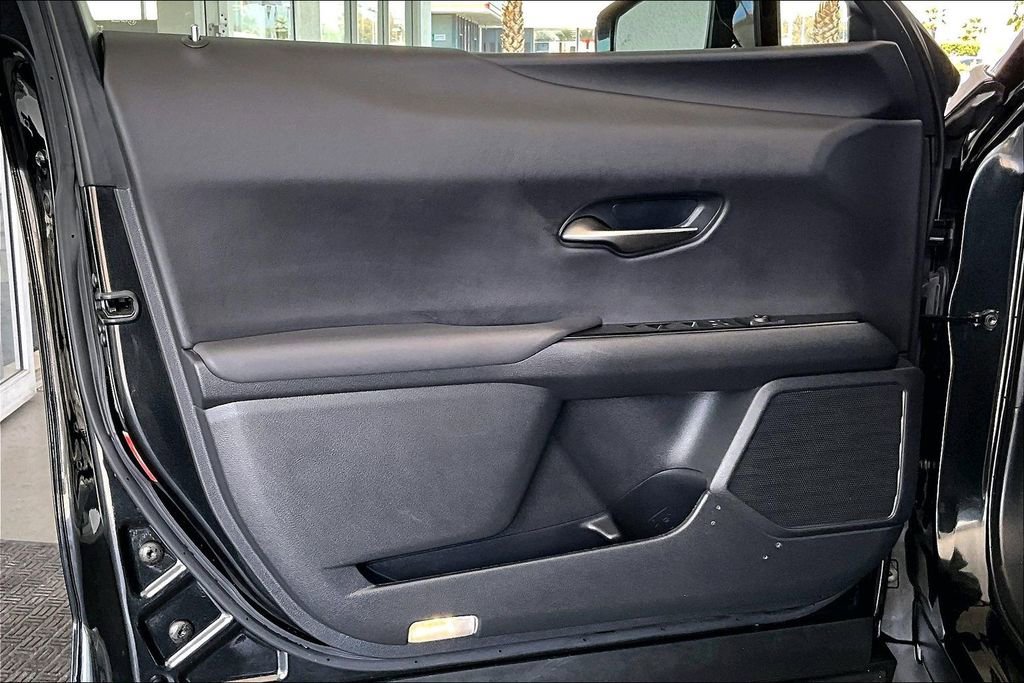 Used 2024 Lexus UX 250h FWD image 20