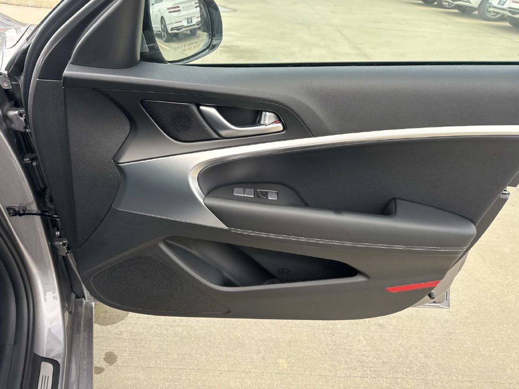 New 2026 Genesis G70 2.5T RWD image 16