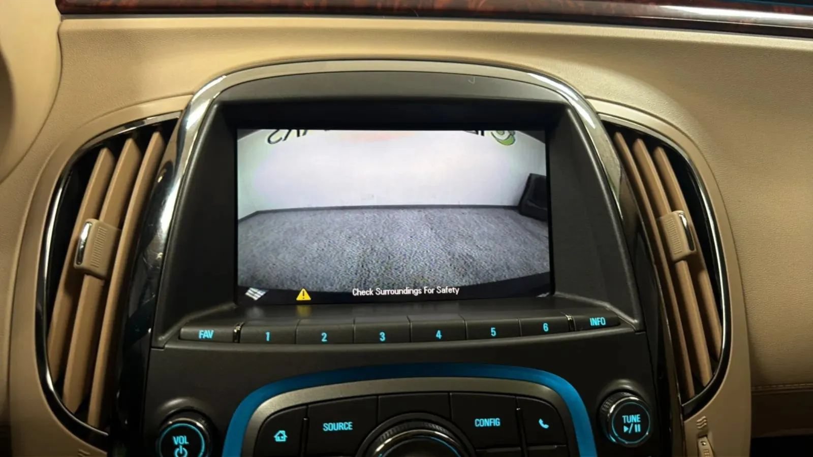 Used 2013 Buick LaCrosse Leather FWD image 13