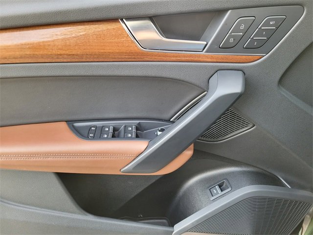 Used 2023 Audi Q5 2.0T Premium Plus image 36