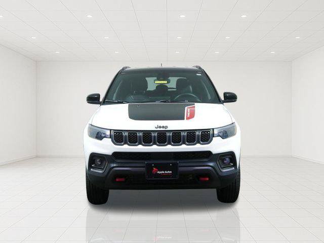 Certified 2023 Jeep Compass Trailhawk AWD/4WD image 2