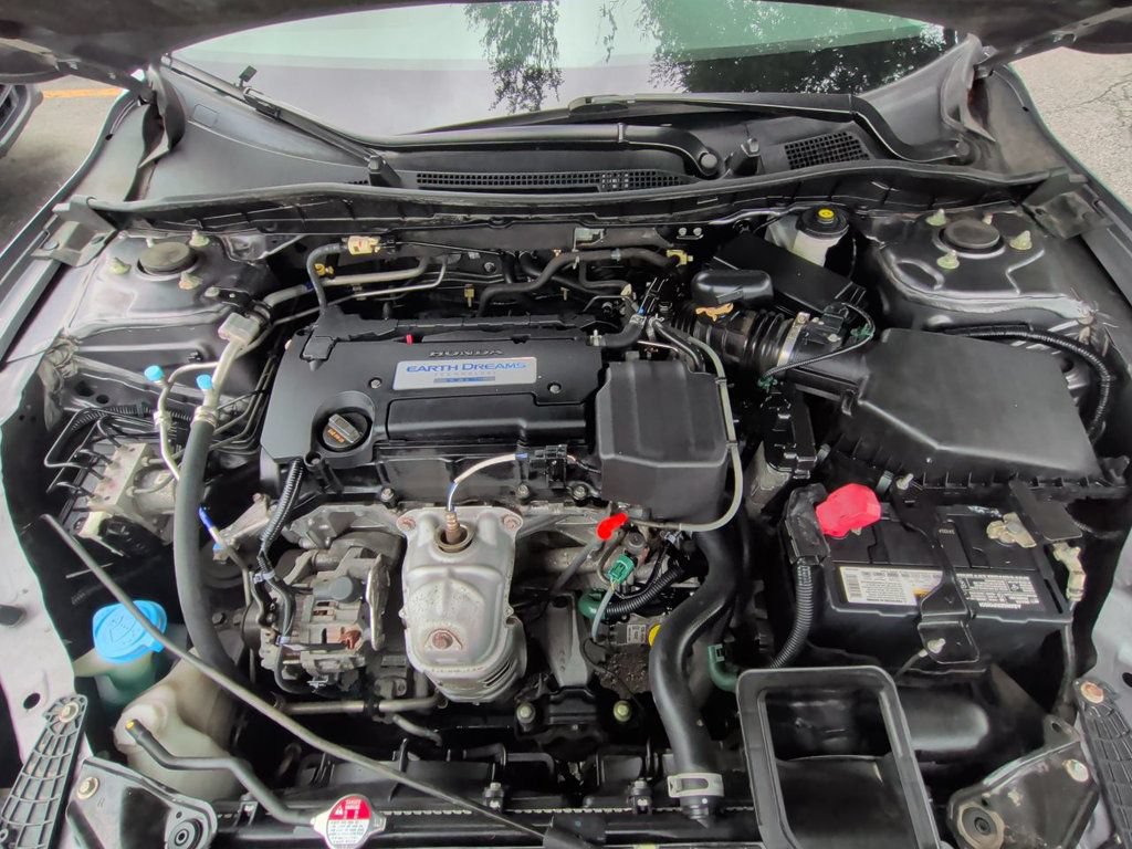 Used 2015 Honda Accord LX image 11