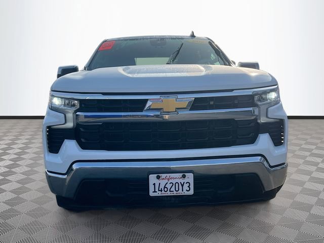Used 2025 Chevrolet Silverado 1500 LT image 2