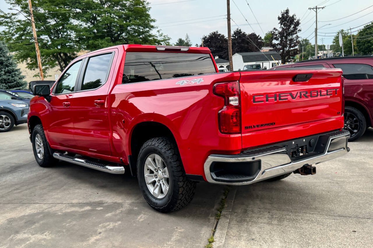 Used 2021 Chevrolet Silverado 1500 LT w/ LPO, Dark Essentials Package AWD/4WD image 5