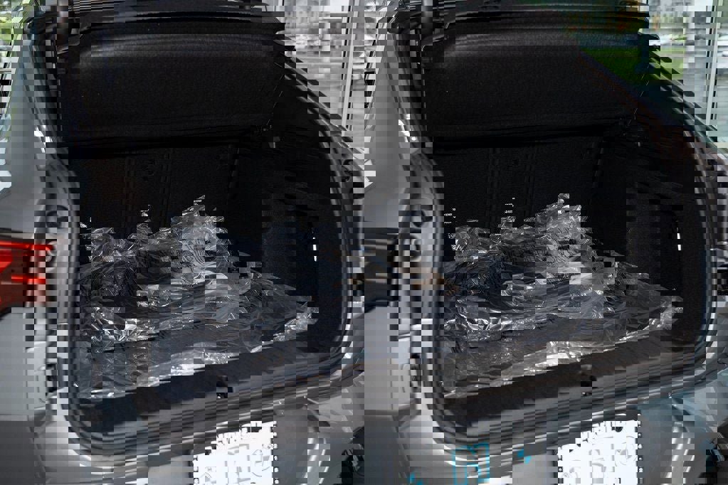 Used 2025 BMW X2 M35i w/ Premium Package image 12