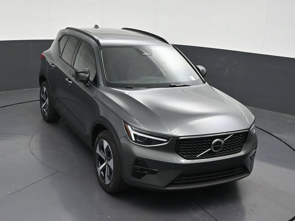 New 2026 Volvo XC40 B5 Plus w/ Climate Package AWD/4WD image 20