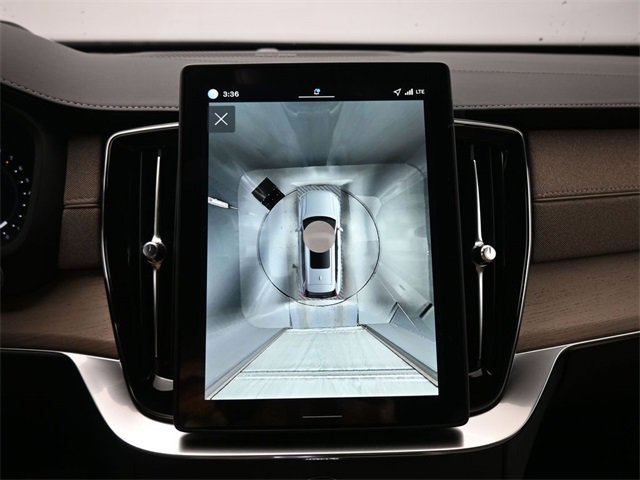 New 2026 Volvo XC90 B6 Ultra image 21