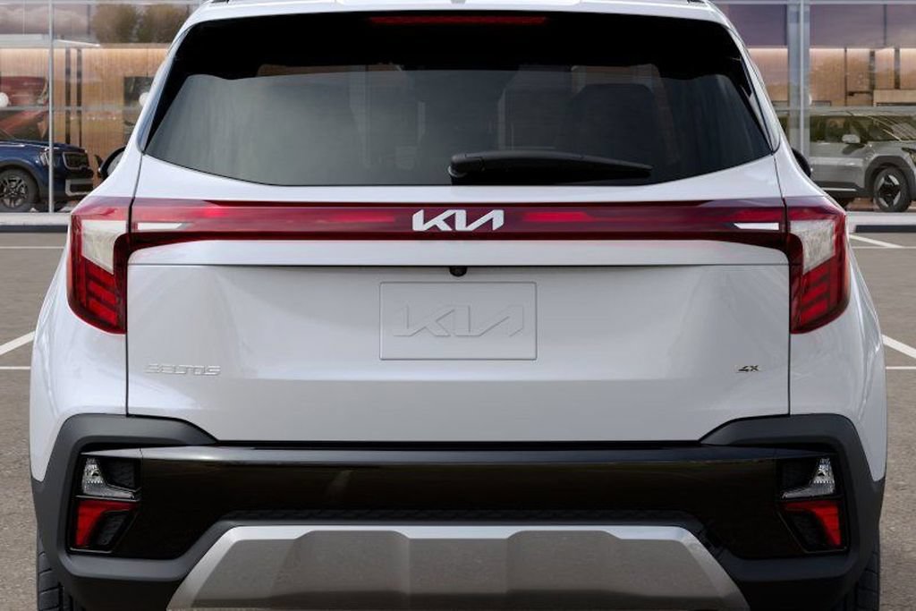 New 2026 Kia Seltos SX w/ SX Sunroof Package AWD/4WD image 16