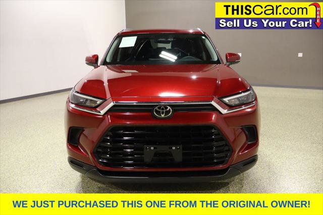 Used 2024 Toyota Grand Highlander XLE image 2