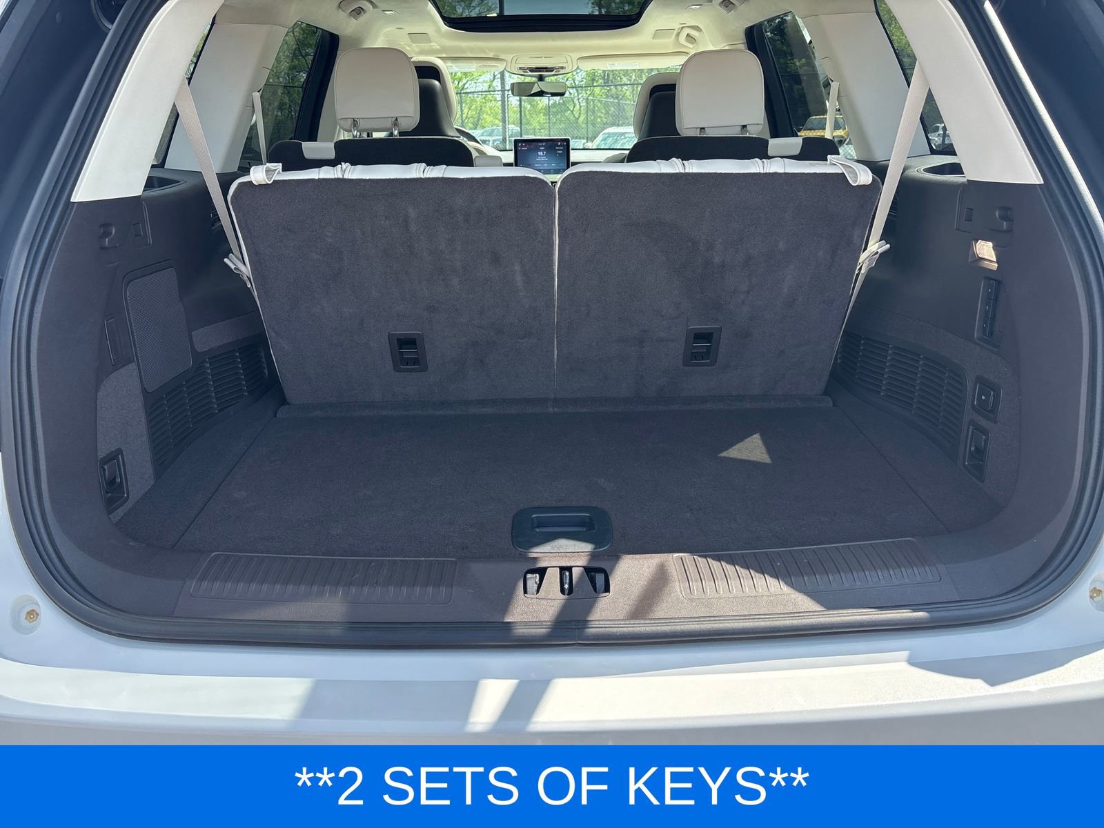 Certified 2024 Lincoln Aviator Black Label w/ Class IV Trailer Tow Package AWD/4WD image 13