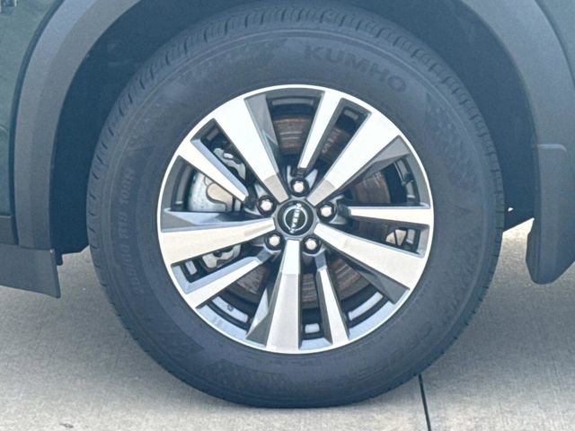 Used 2025 Nissan Pathfinder SL image 5