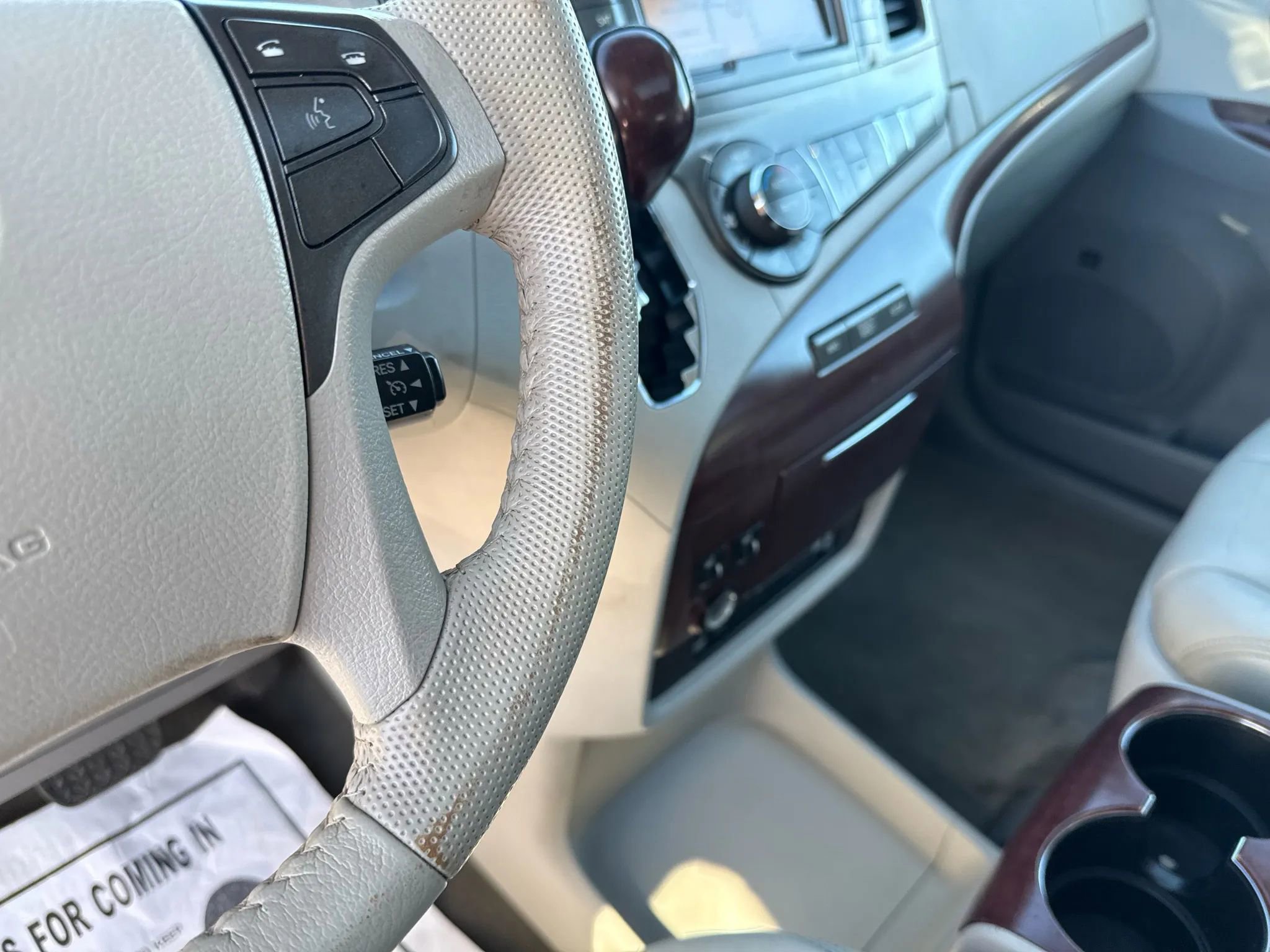 Used 2012 Toyota Sienna Limited image 41