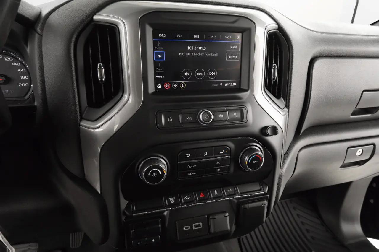 Used 2022 Chevrolet Silverado 2500 Custom w/ Custom Value Package image 20