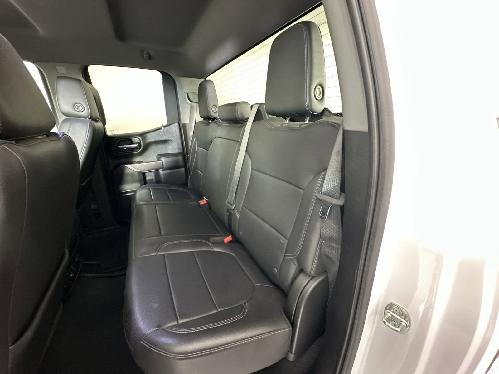 Used 2020 Chevrolet Silverado 1500 LTZ image 27