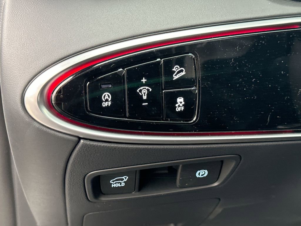 Used 2025 Genesis GV70 3.5T Sport w/ Sport Advanced Package image 21