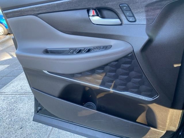 Used 2020 Hyundai Santa Fe Limited AWD/4WD image 19