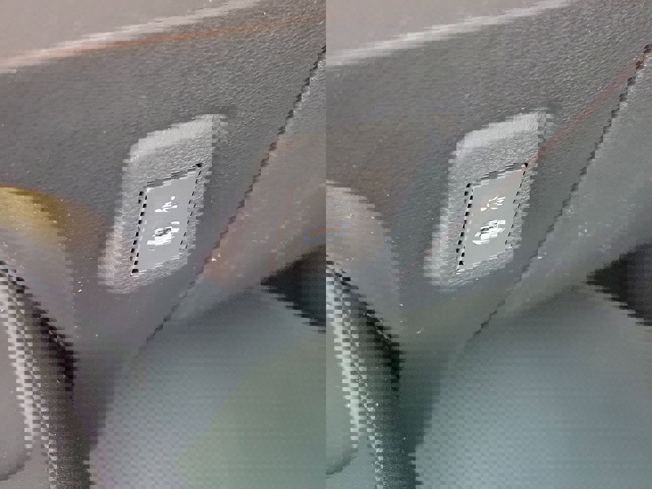 New 2026 Toyota Corolla SE FWD image 27