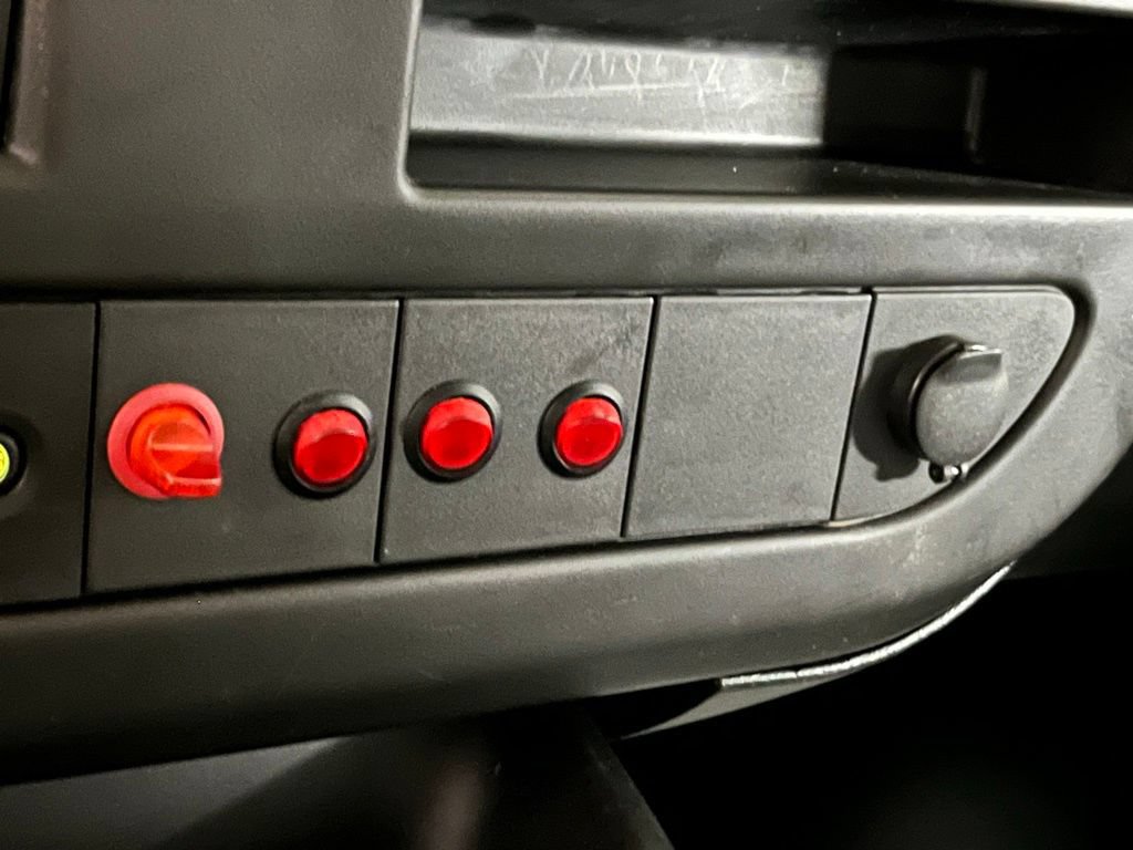 Used 2014 Chevrolet Express 2500 w/ Cold Climate Package RWD image 8