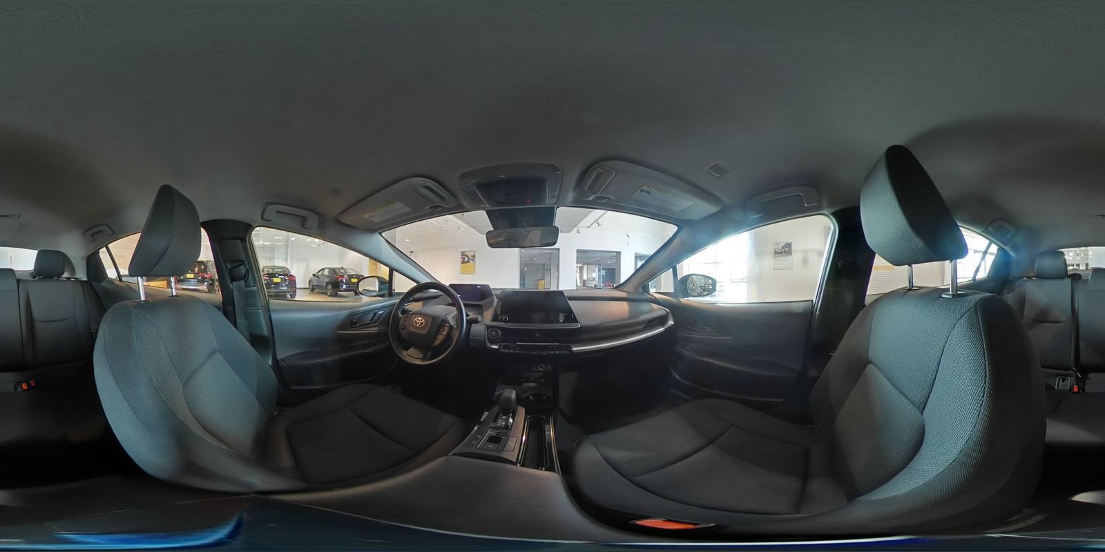 Used 2025 Toyota Prius LE FWD image 40