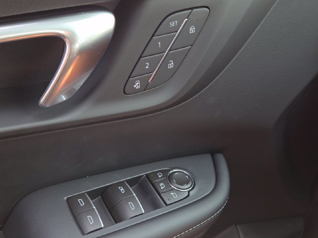 New 2026 Buick Enclave Sport Touring w/ Power Package FWD image 29