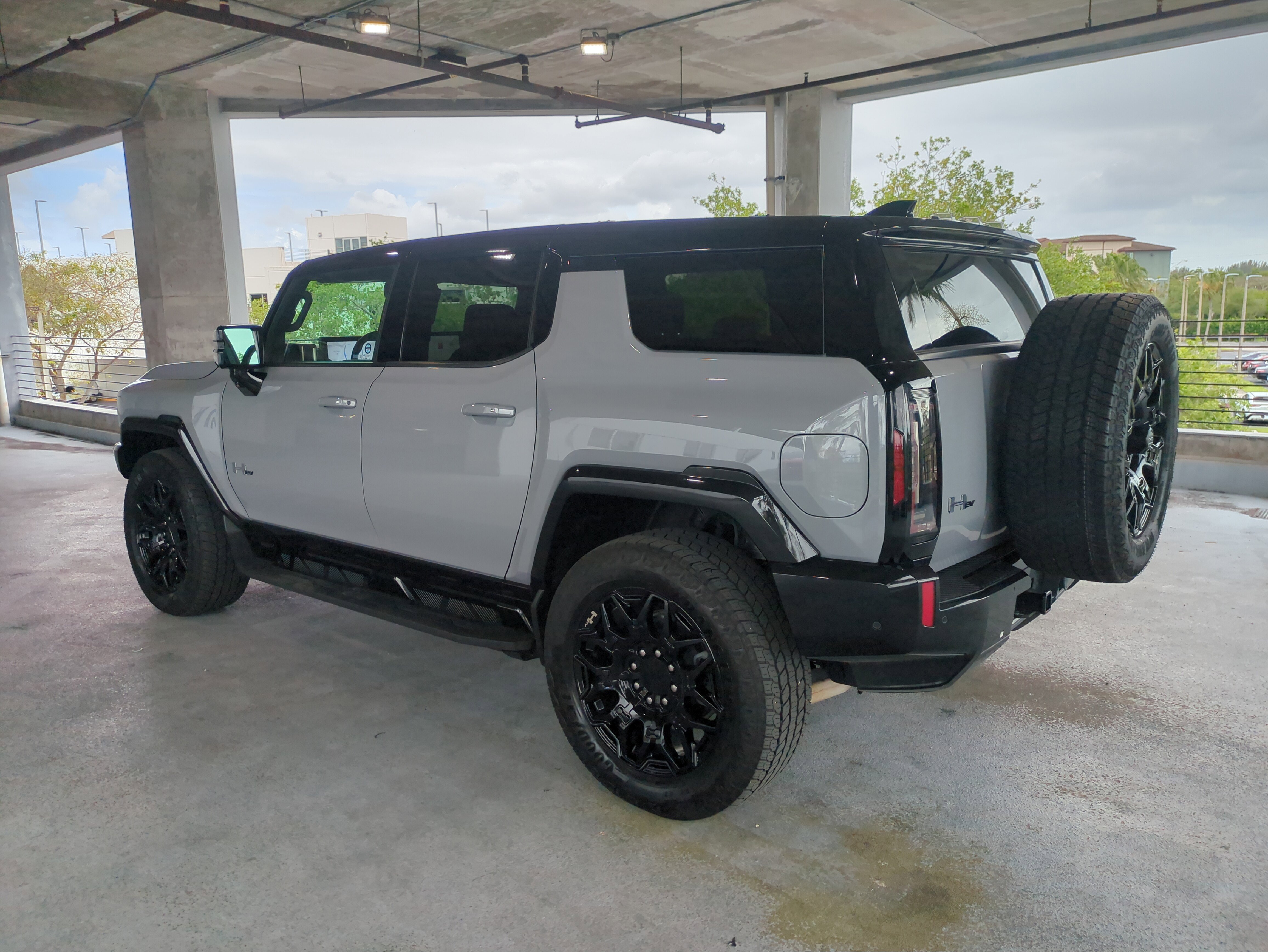 Used 2024 GMC Hummer EV 2X image 7