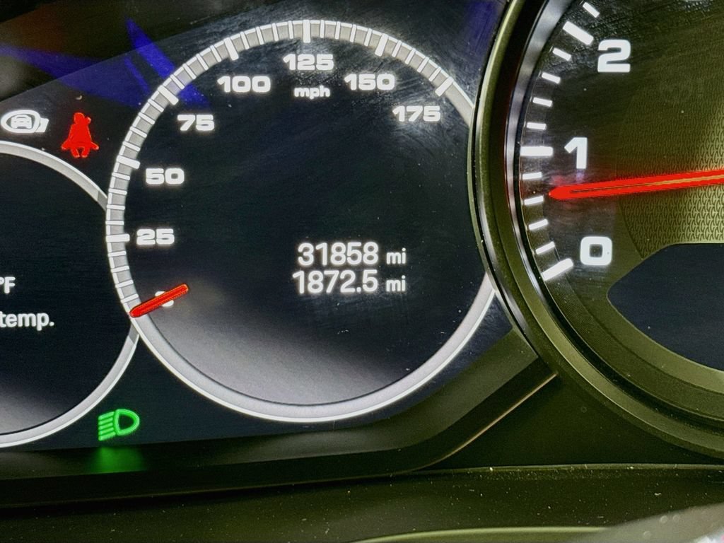 Certified 2023 Porsche Cayenne Coupe AWD/4WD image 14