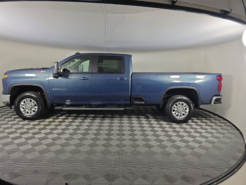 New 2025 Chevrolet Silverado 3500 LT w/ Safety Package image 2