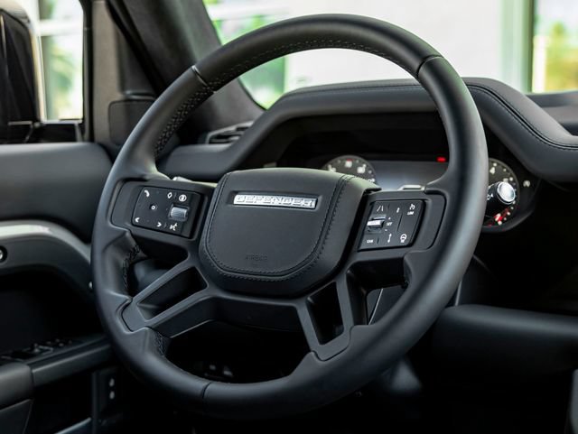 Certified 2026 Land Rover Defender 110 X AWD/4WD image 20