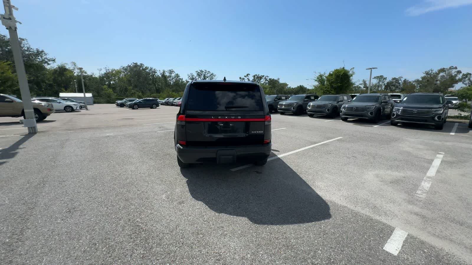 Used 2025 Lexus GX 550 w/ Accessory Package (2T) AWD/4WD image 7