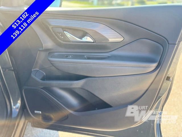Used 2019 GMC Terrain SLT w/ Preferred Package AWD/4WD image 24