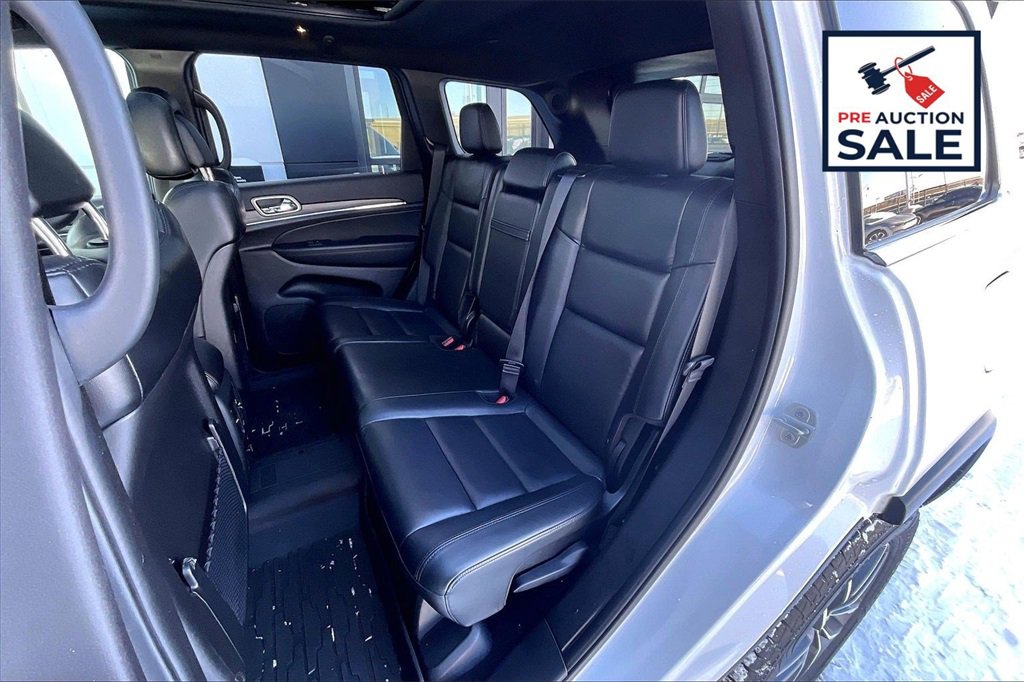 Used 2021 Jeep Grand Cherokee Limited w/ Sun & Sound Group image 26