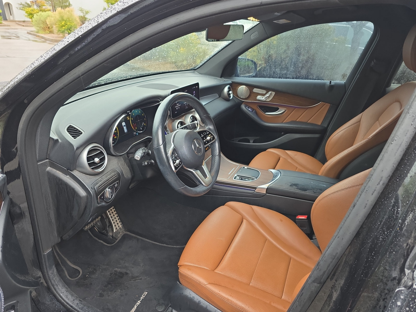 Used 2021 Mercedes-Benz GLC 300 4MATIC image 11