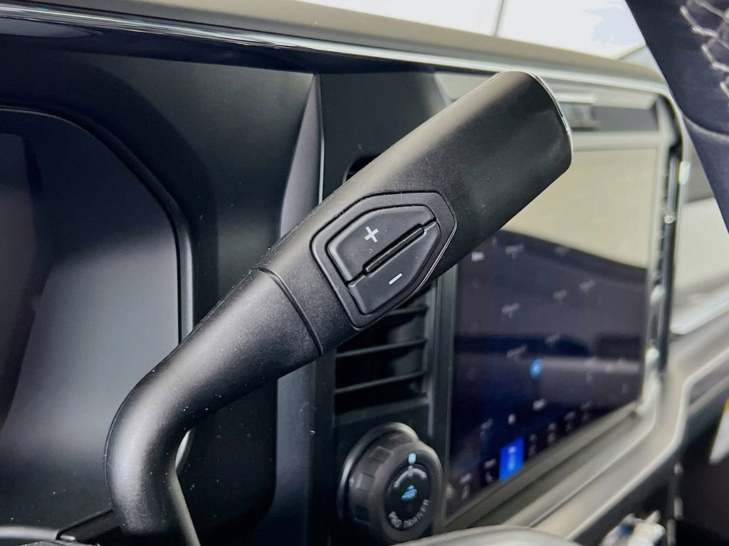 New 2026 Ford F350 Lariat w/ Black Appearance Package AWD/4WD image 10