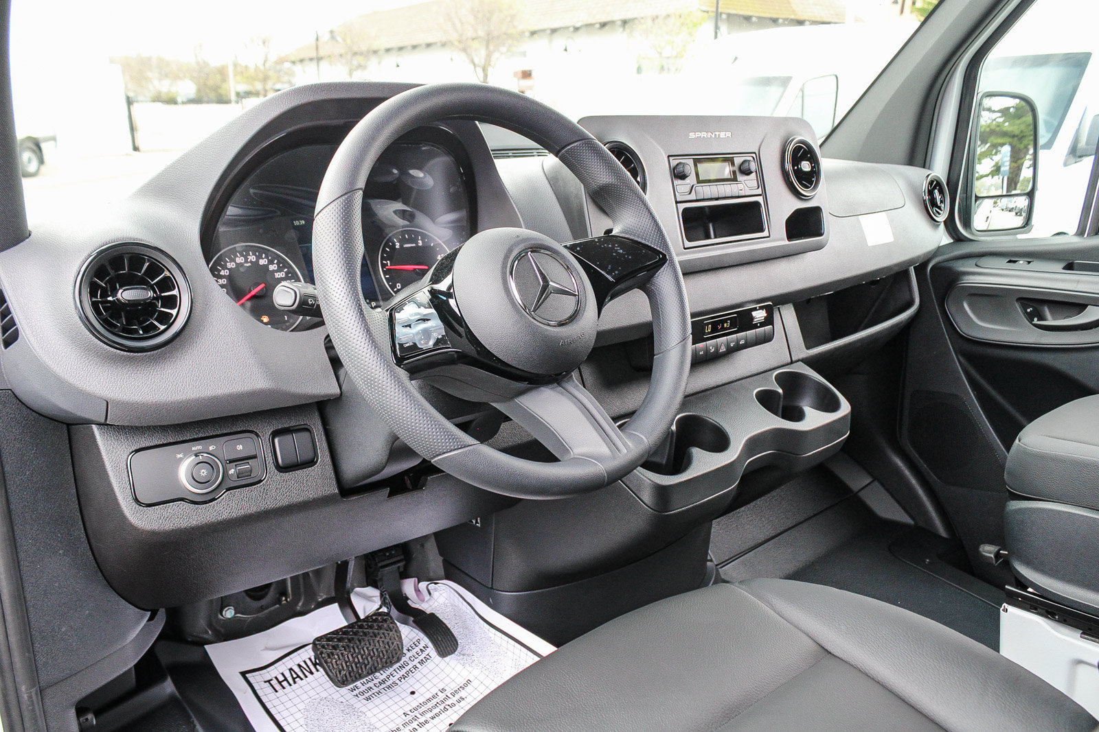 New 2025 Mercedes-Benz Sprinter 2500 image 6