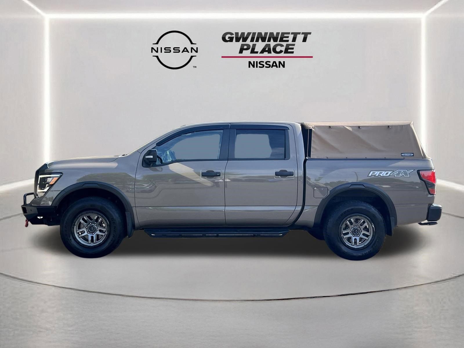 Used 2021 Nissan Titan PRO-4X w/ Pro-4x Convenience Package AWD/4WD image 23