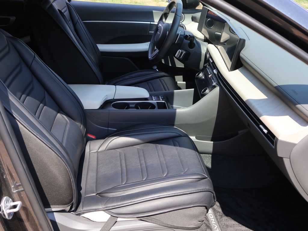 Used 2025 Hyundai Sonata SEL FWD image 7