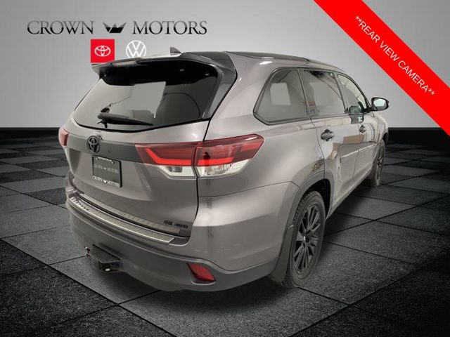 Used 2019 Toyota Highlander SE image 6