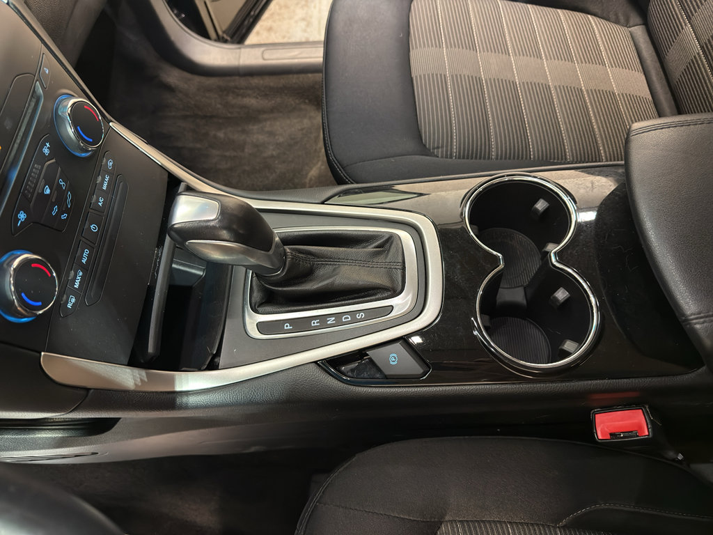 Used 2017 Ford Edge SEL AWD/4WD image 18