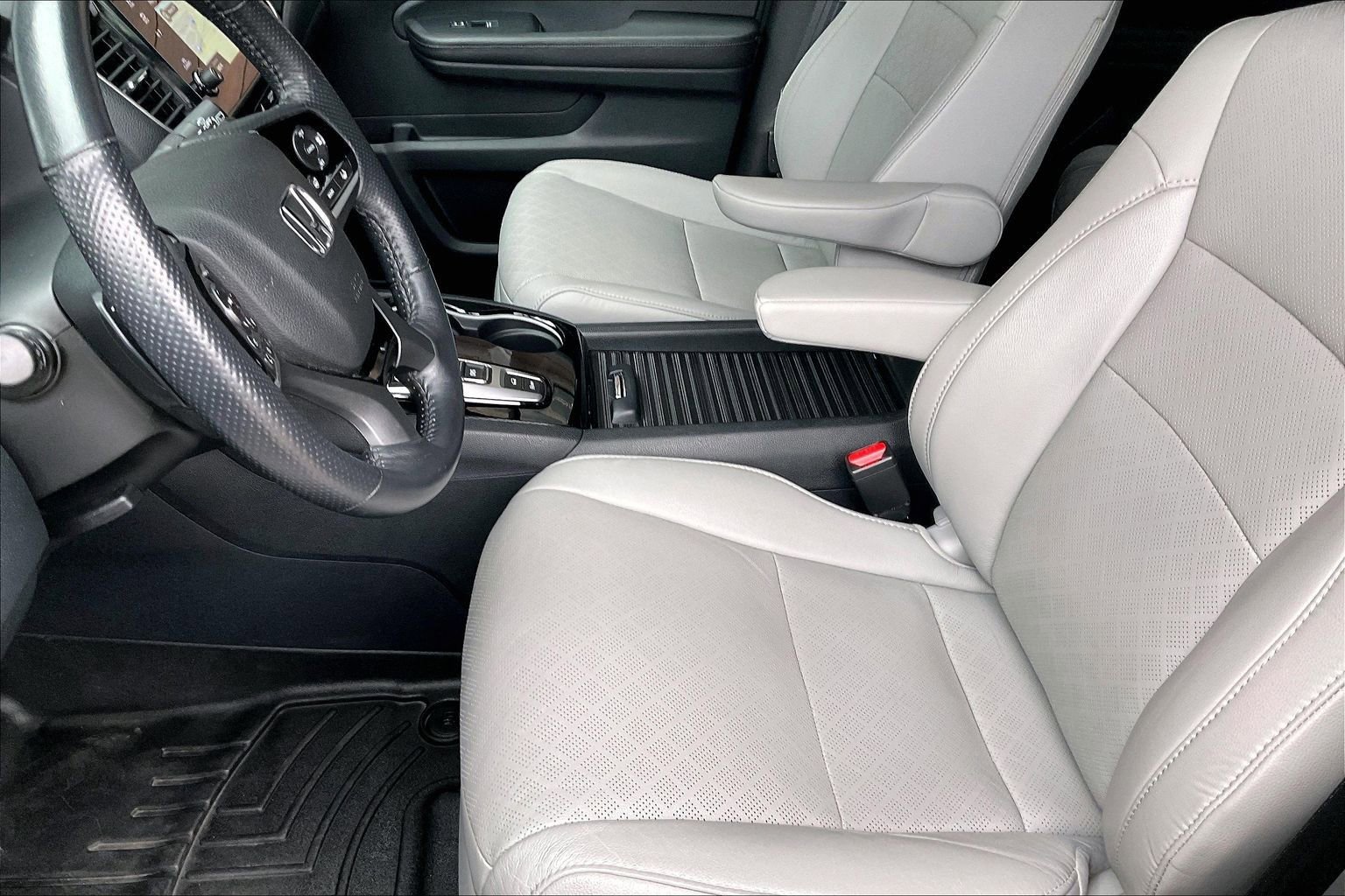 Used 2020 Honda Passport Elite image 15