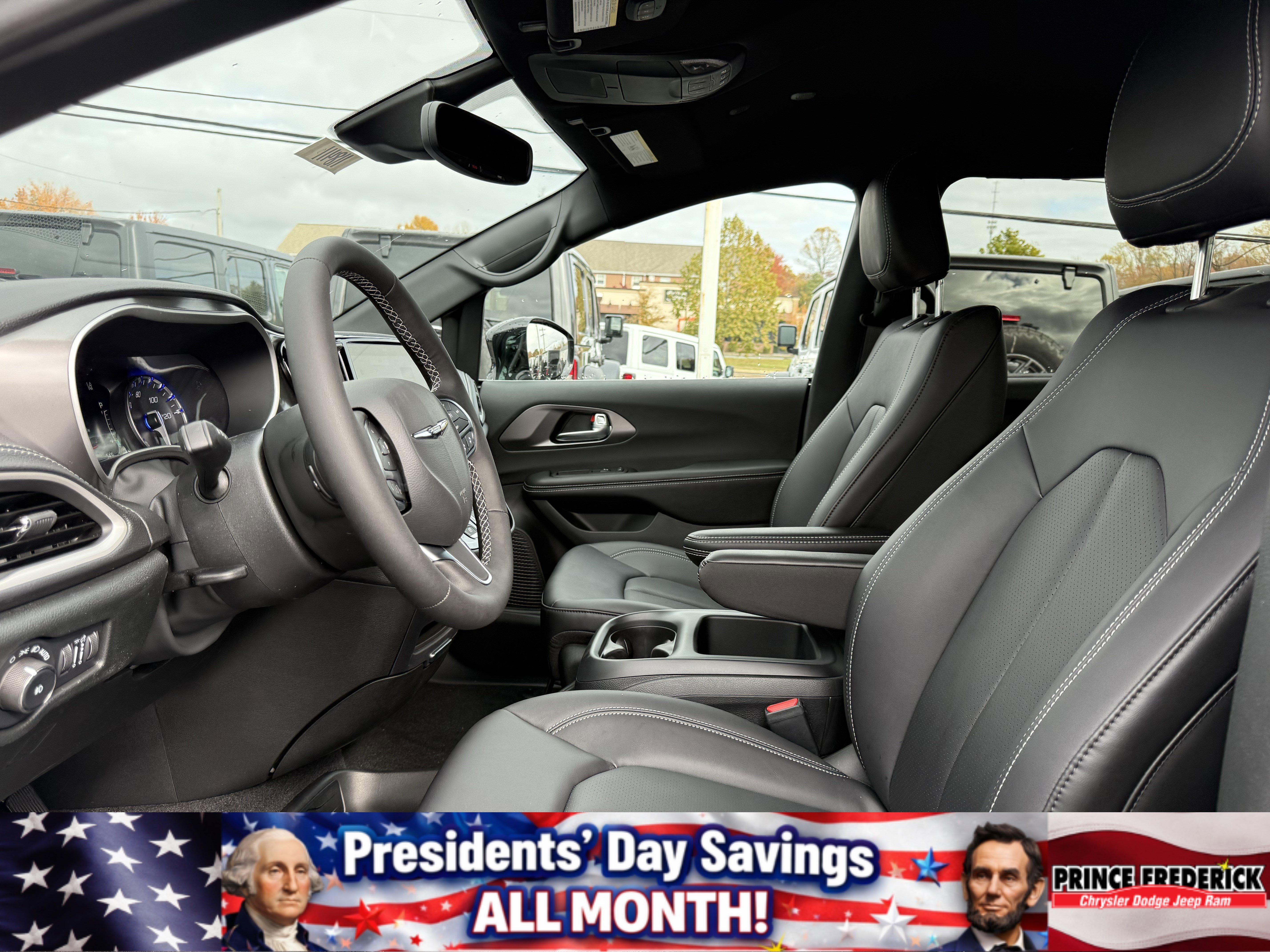 New 2026 Chrysler Pacifica Select image 10