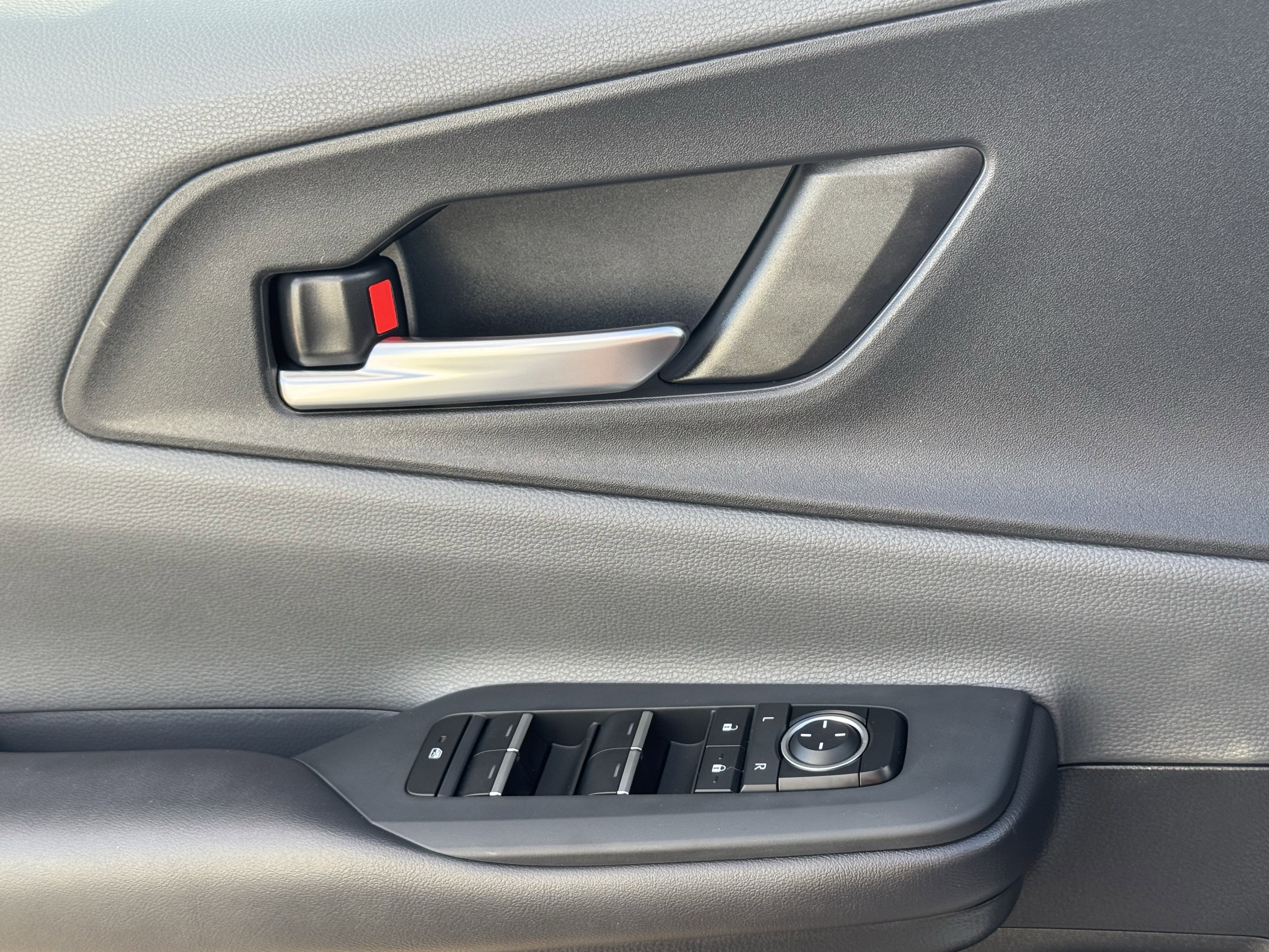 Used 2024 Toyota Prius XLE image 26