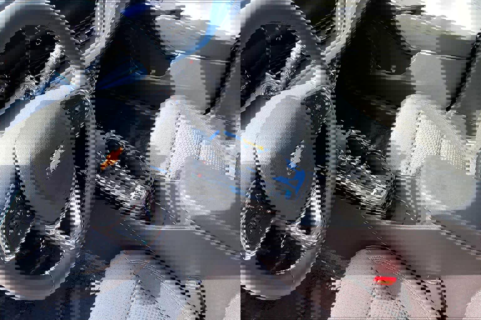 Certified 2024 Chevrolet Trax LT w/ Driver Confidence Package image 16